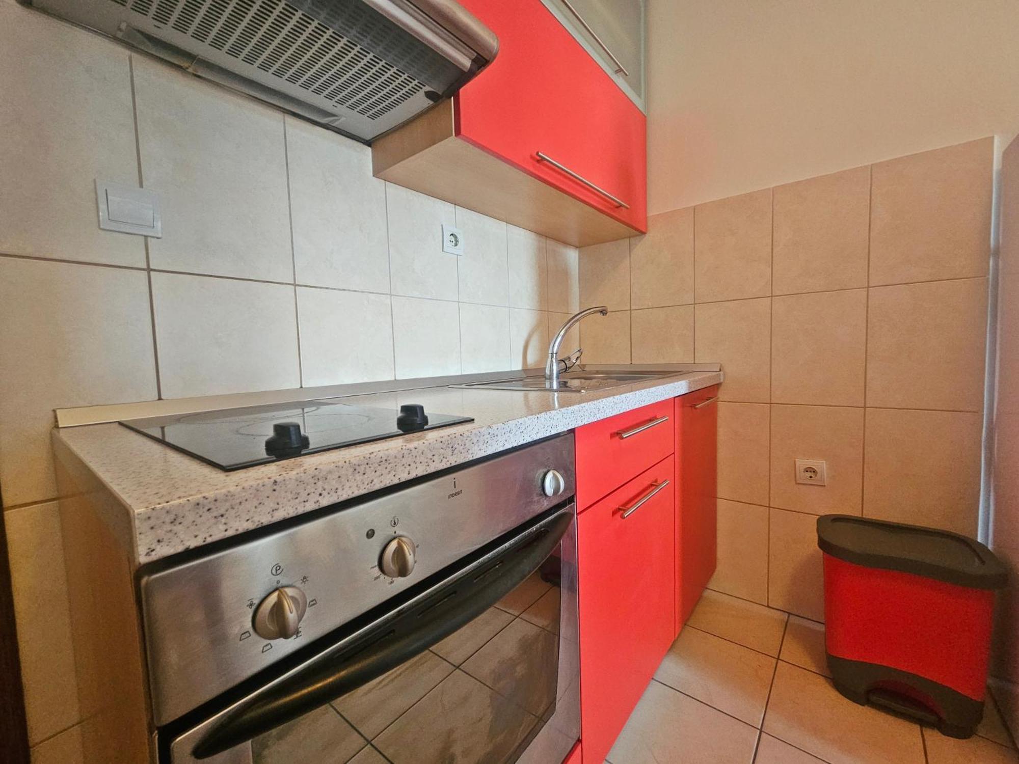 Apartments Andrea Подстрана Экстерьер фото