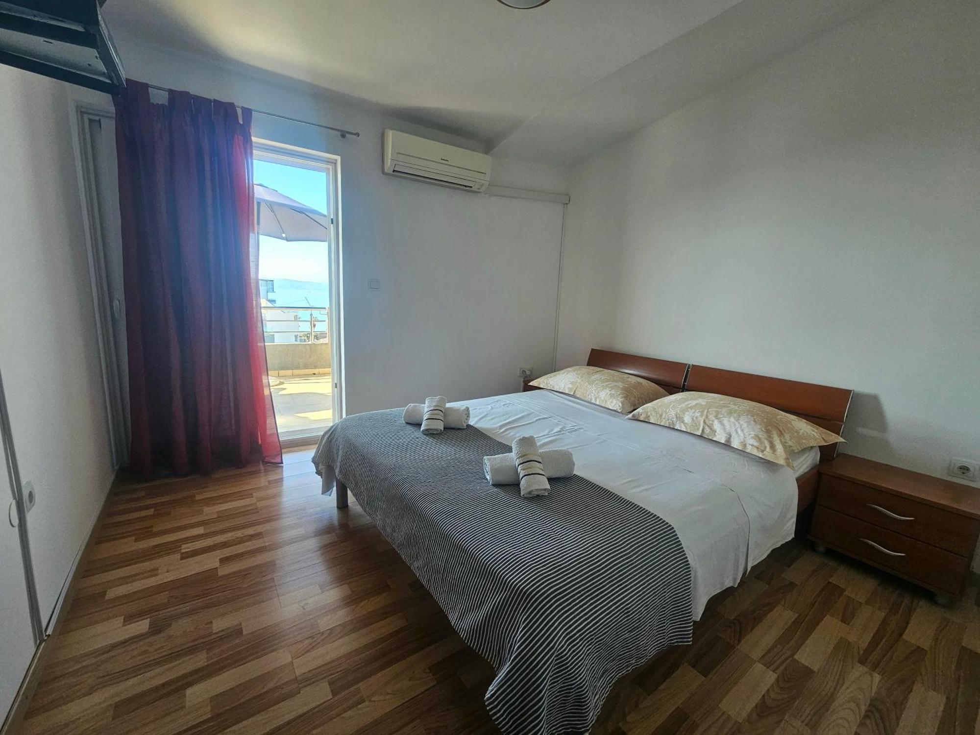 Apartments Andrea Подстрана Экстерьер фото
